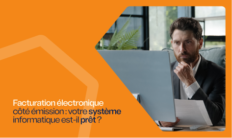 Dirigeant consultant un logiciel de facturation &eacute;lectronique sur son ordinateur