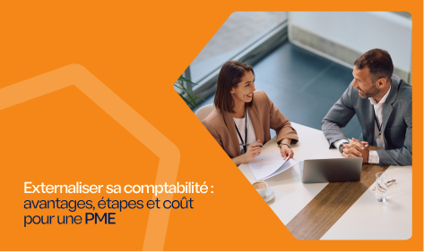 Externaliser sa comptabilité : avantages, étapes et coût pour une PME. Deux professionnels échangent autour de documents et d’un ordinateur.