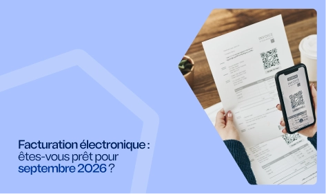 Interface de facturation électronique affichée sur un smartphone avec QR code, illustrant la réforme applicable en septembre 2026.