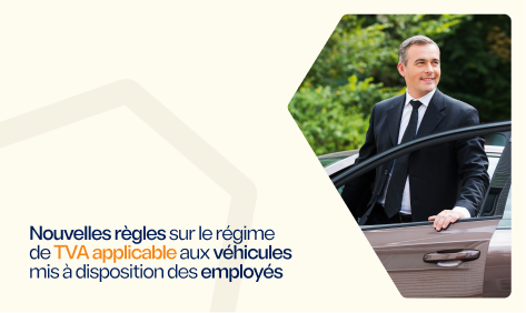 Homme en costume souriant, sortant d’une voiture, illustrant les nouvelles règles de TVA pour les véhicules mis à disposition des salariés.